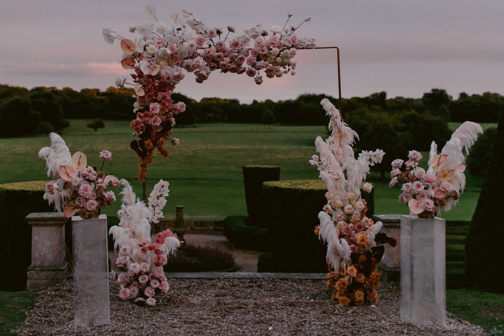 Hosting a Micro Wedding Can Be the Most Epic of All